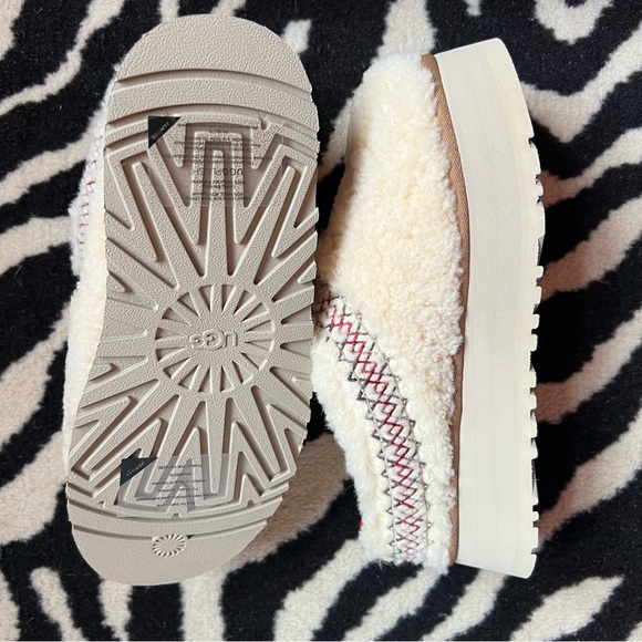 NWT UGG Tazz UGGBraid Platform Slippers Clogs Natural Size Women 7 - Picture 13 of 15